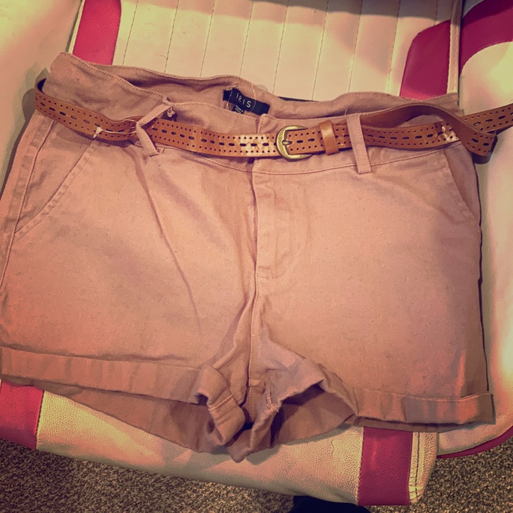 Iris shorts
